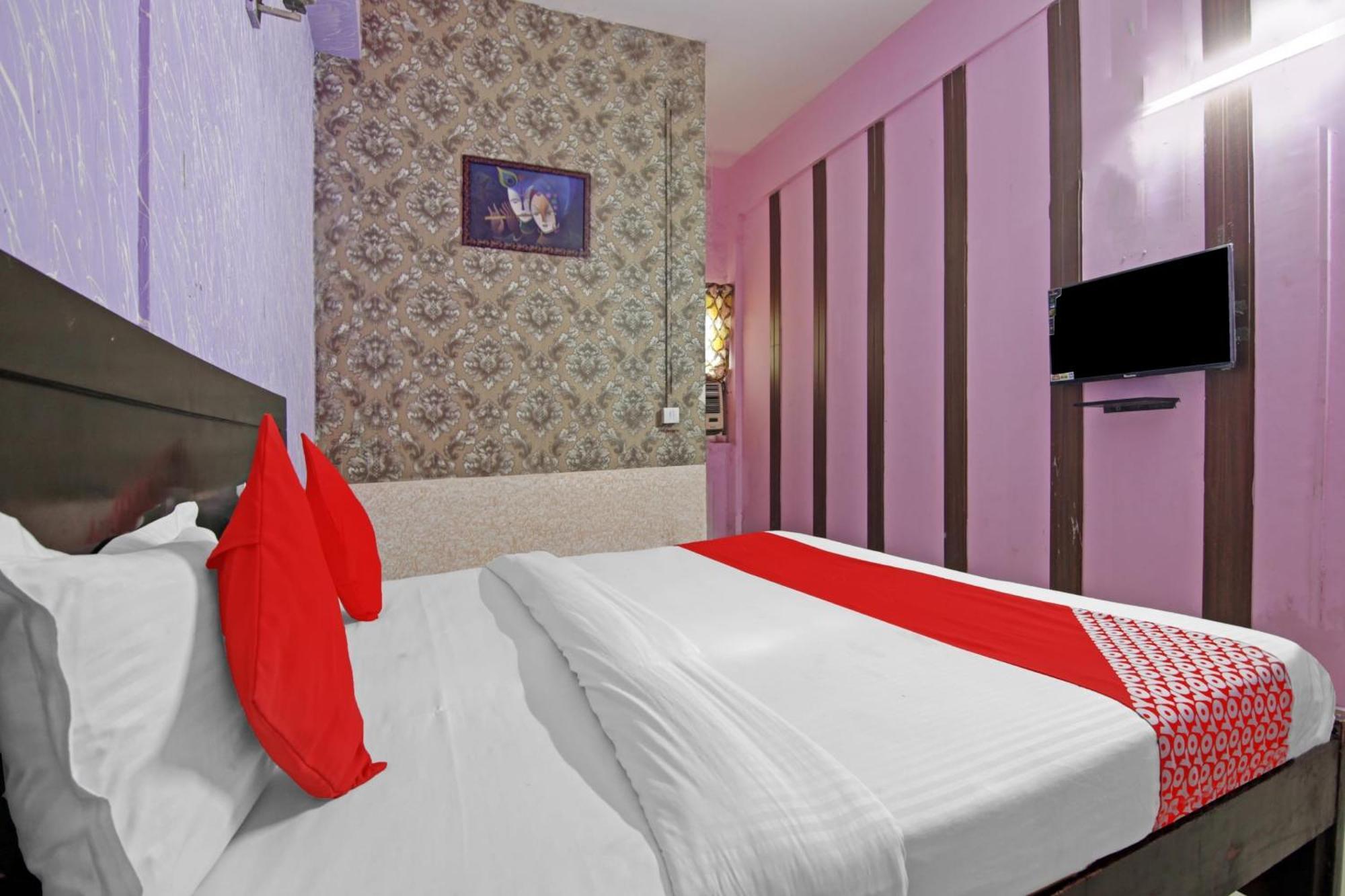 Hotel O Glorious Stayz Нойда Экстерьер фото